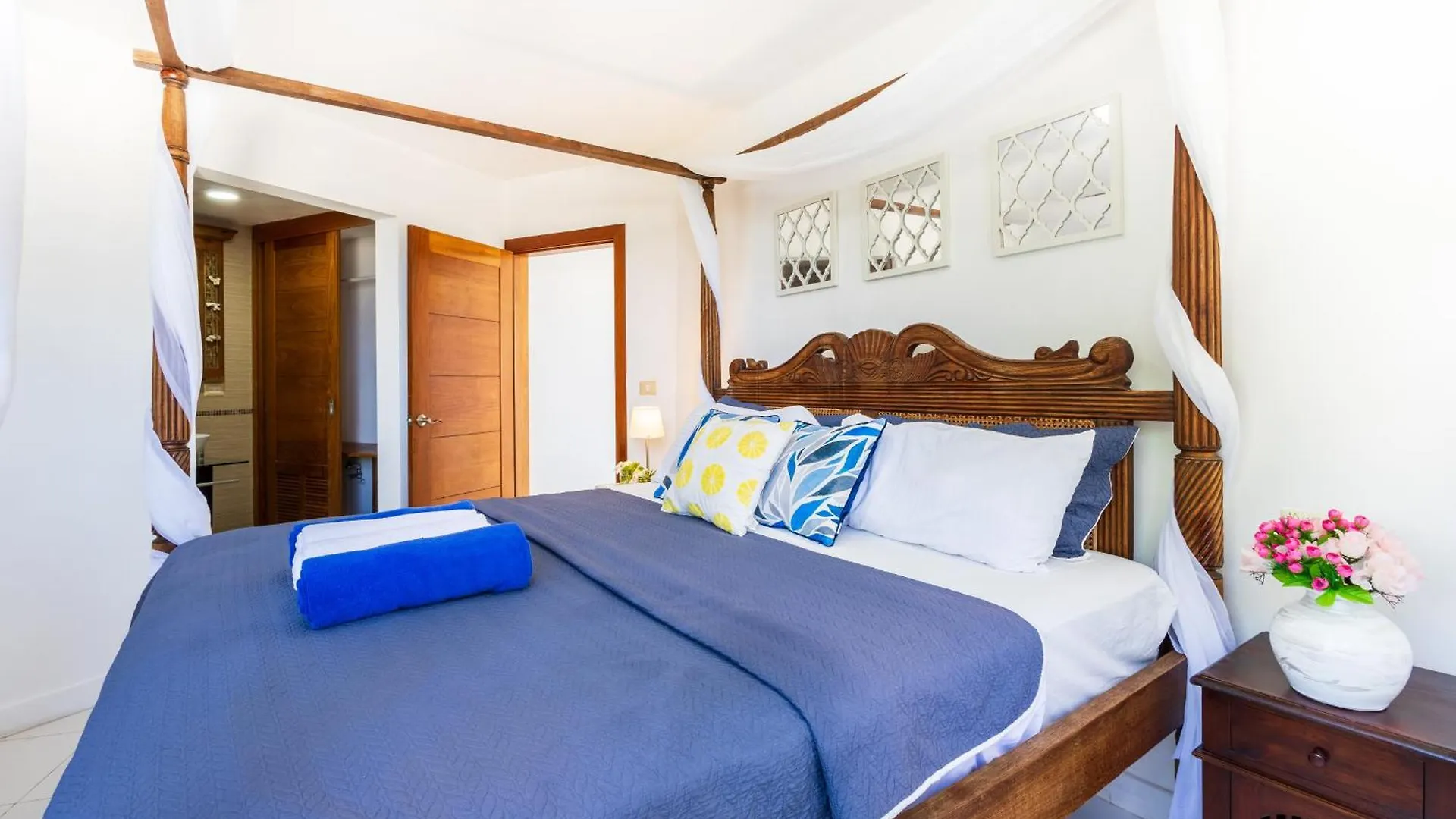 Prime Ocean View Punta Cana Apartments - 3-Bedroom Getaway With Private Terrace On Bavaro Beach 0*,