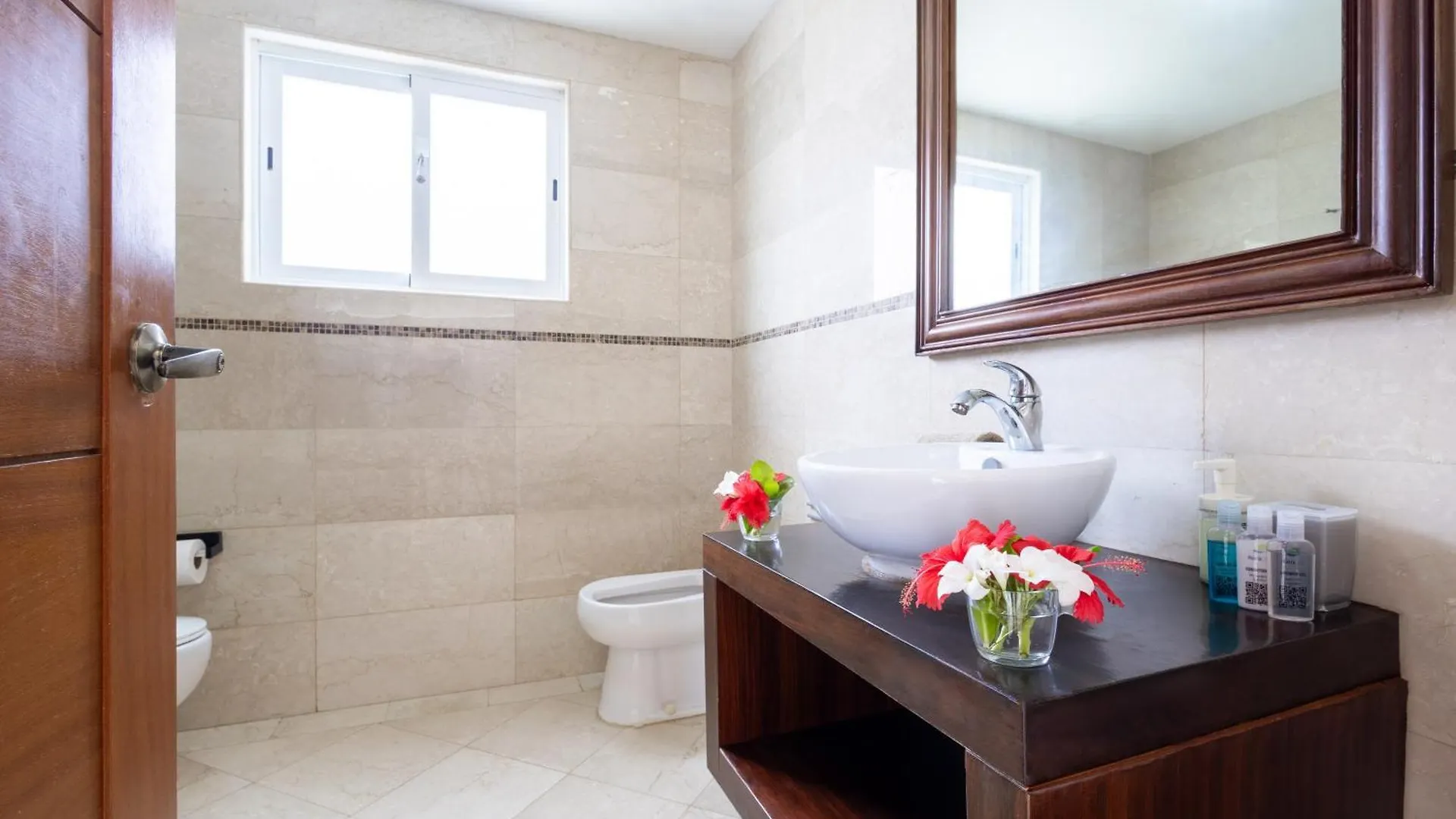 Prime Ocean View Punta Cana Apartments - 3-Bedroom Getaway With Private Terrace On Bavaro Beach